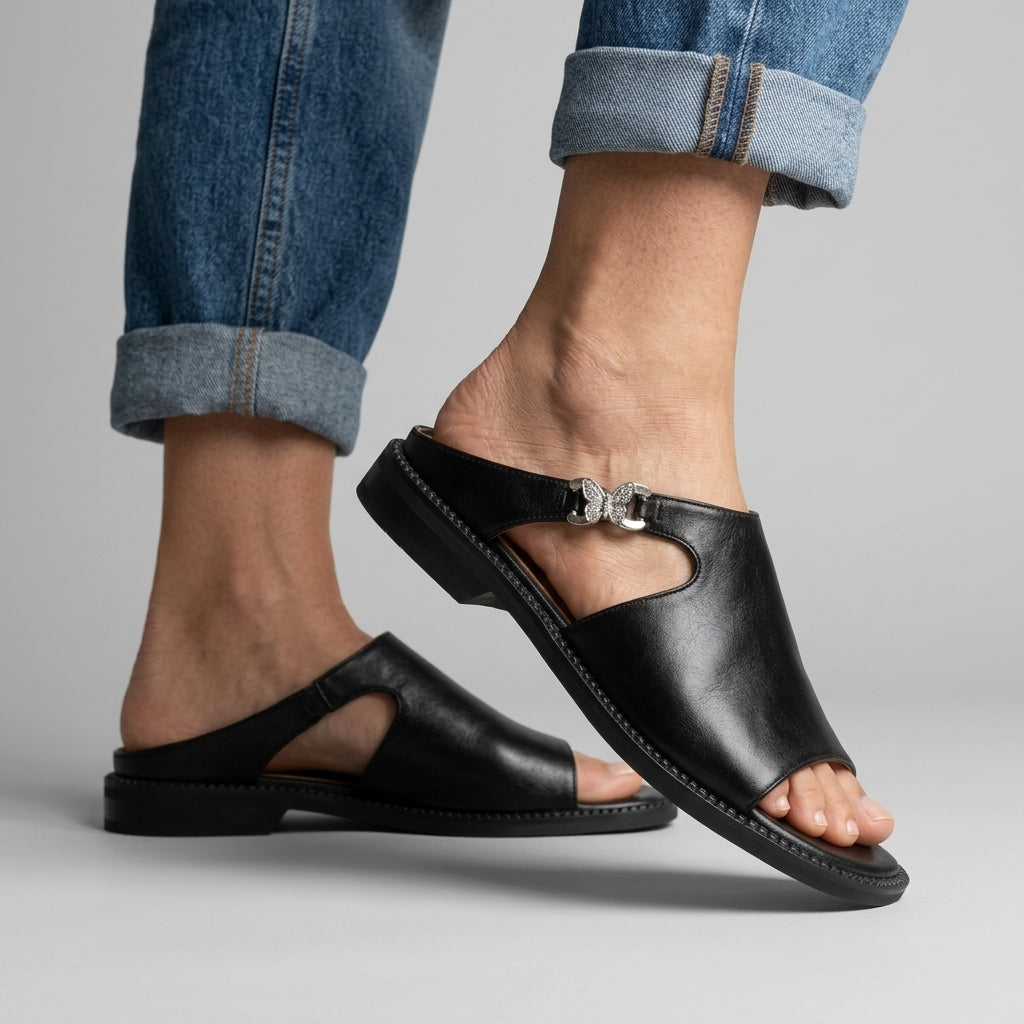 Daphne Cutout Mules