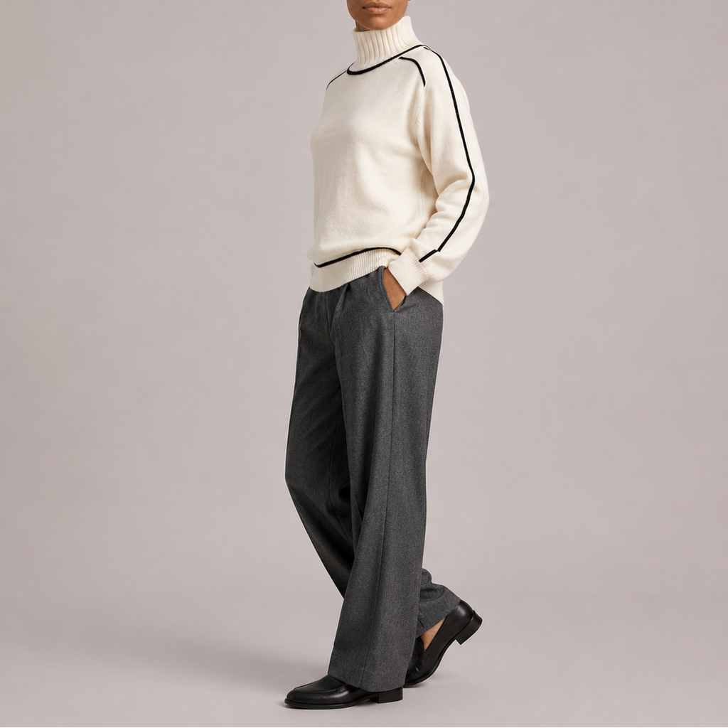 Contrast Trim Turtleneck