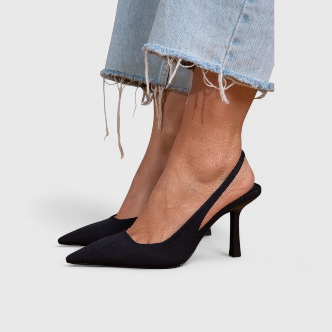 Amelia Heels