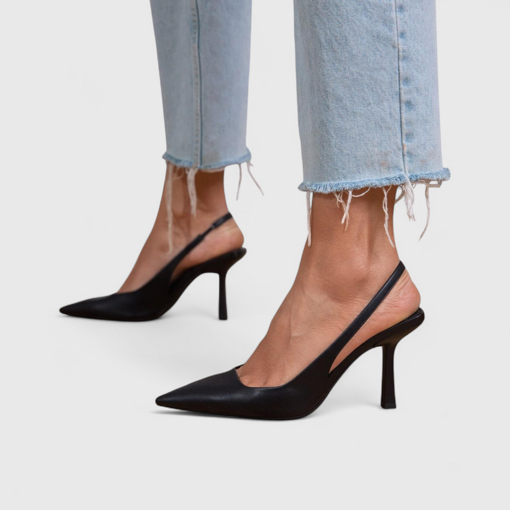 Amelia Heels