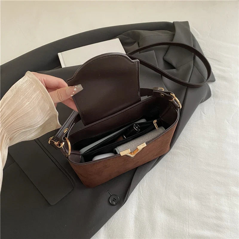 Vivienne Shoulder Bag