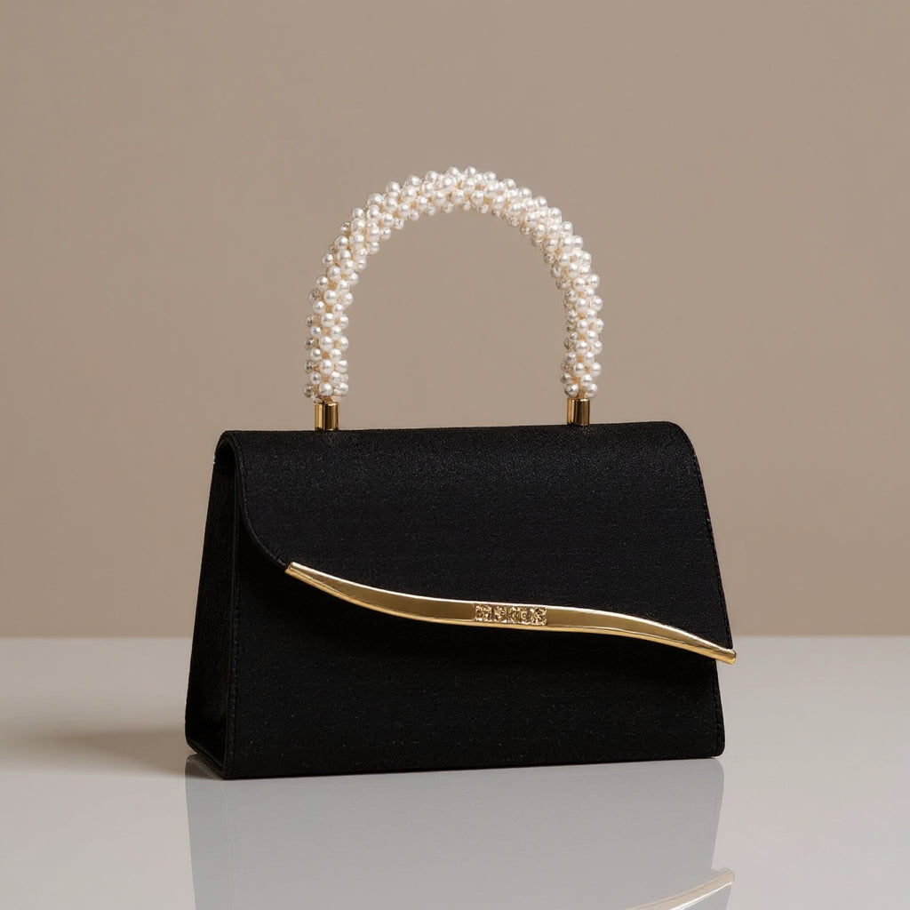 Ava Pearl Clutch