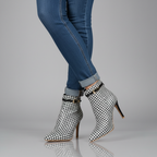 Hannah Houndstooth Boots