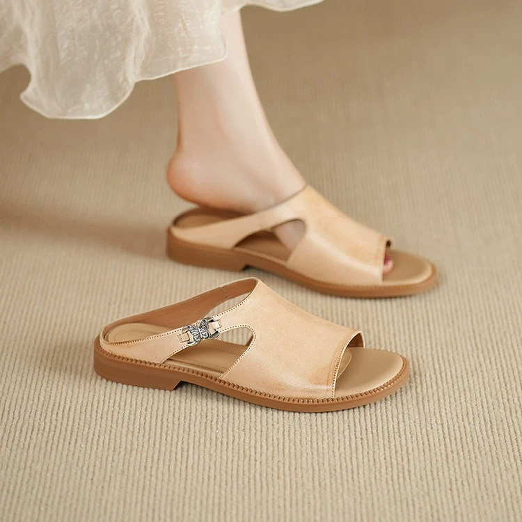 Daphne Cutout Mules